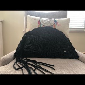 Flora bella Avila Black